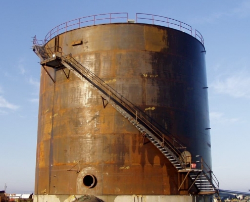 a 20,000 bbl vertical, welded-steel fuel storage tank