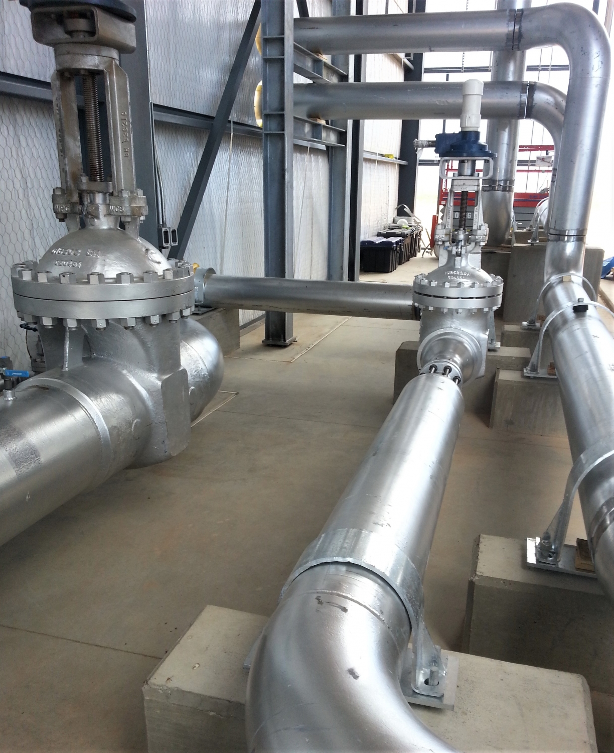 Standalone Central Compressor Unit piping